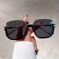 Leichte Sonnenbrille mit getönten Gläsern | Trendiger Stil